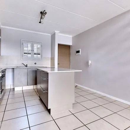 Image 3 - Coventry Road, Bryanston West Ext 1, Randburg, 1865, South Africa - Apartment for rent