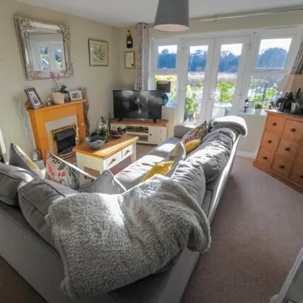 Image 4 - Newmans Close, Wimborne Minster, BH21 1XA, United Kingdom - Townhouse for sale