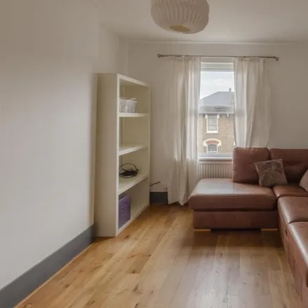 Rent this 2 bed apartment on 95 Florence Road in London, N4 4DJ