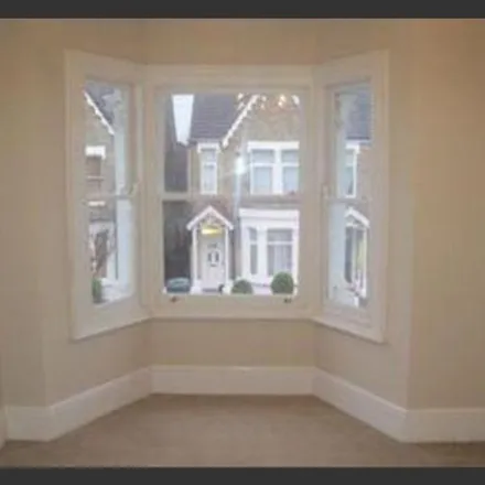 Image 7 - 121 Marlborough Road, Bowes Park, London, N22 8NL, United Kingdom - Apartment for rent