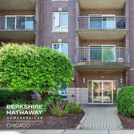 Buy this 2 bed condo on 1487 East Thacker Street in Des Plaines, IL 60016