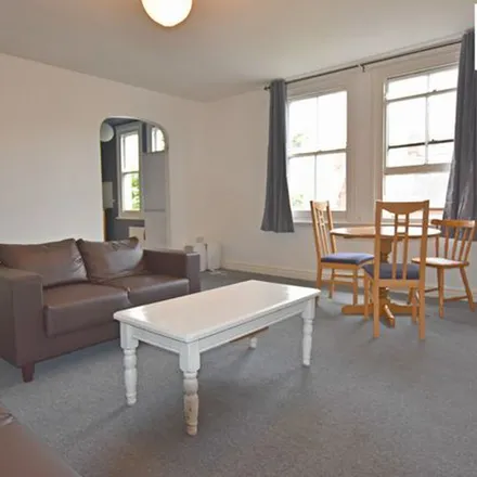Image 4 - White Lion, Forest Road West, Nottingham, NG7 4GT, United Kingdom - Apartment for rent