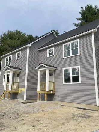 Buy this 3 bed condo on 33 Cumberland Avenue in Saco, 04072