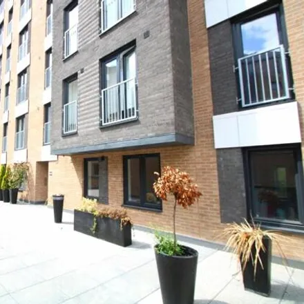 Buy this 1 bed apartment on Tesco Express in 50 High Street, Glasgow