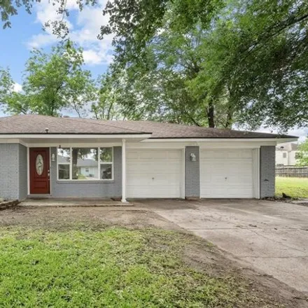 Buy this 3 bed house on 621 Heidrich Street in Houston, TX 77018