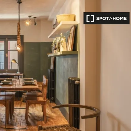 Rent this 2 bed apartment on Madrid in El cisne azul, Calle de Gravina