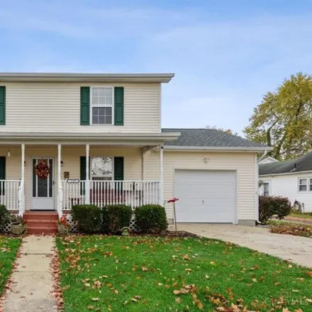Buy this 3 bed house on 139 West Fancy Street in Blanchester, OH 45107