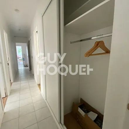 Rent this 5 bed apartment on 21 Rue des Eucalyptus in 44300 Nantes, France