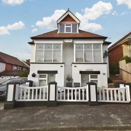 Buy this 7 bed house on Westdene Hotel in 1 Trafalgar Avenue, Seacroft