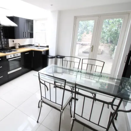 Rent this 4 bed townhouse on 34 Medway Road in Old Ford, London