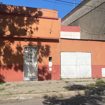 Buy this studio house on Entre Ríos in Tiro Suizo, Rosario