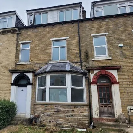 Buy this studio townhouse on Grove Terrace in Bradford, BD7 1AF