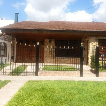 Buy this 3 bed house on General José Artigas 5 in Partido de Ituzaingó, B1712 CDU Ituzaingó