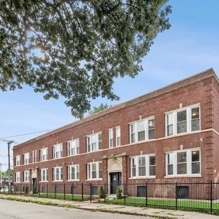 Rent this 2 bed apartment on 817-823 West 66th Street in Chicago, IL 60621