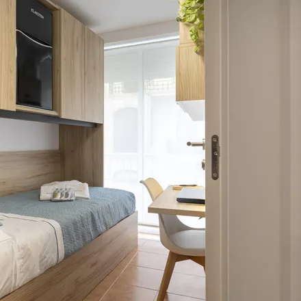Rent this 6 bed room on Hotel Sorolla Centro in Carrer del Convent de Santa Clara, 46002 Valencia