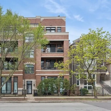 Buy this 2 bed condo on 3024 North Sheffield Avenue in Chicago, IL 60657
