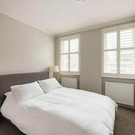 Image 8 - Belgravia Court, 33 Ebury Street, London, SW1W 0NZ, United Kingdom - Apartment for sale