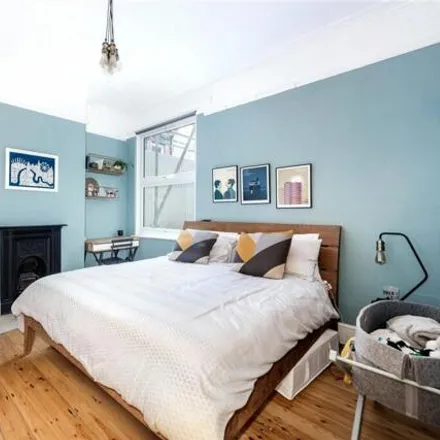 Image 4 - Casewick Road, London, SE27 0SY, United Kingdom - Apartment for sale