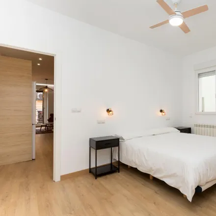 Rent this 2 bed apartment on Organic Men’s Club in Calle de Pelayo, 28004 Madrid
