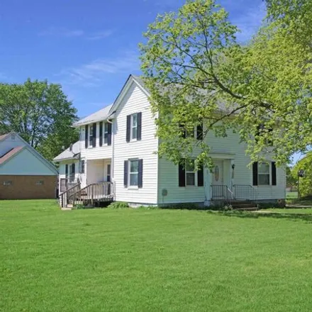 Buy this studio house on 176 East High Street in Princeville, Peoria County