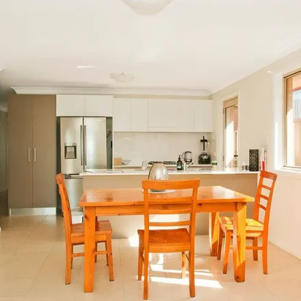 Image 3 - Ulster Avenue, Warilla NSW 2528, Australia - Apartment for rent