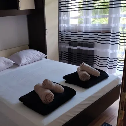Rent this 3 bed house on 51244 Grižane-Belgrad