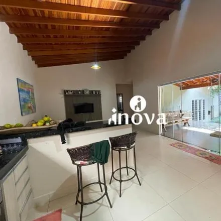 Image 1 - Rua Tocantins, Vila Celeste, Uberaba - MG, 38050-400, Brazil - House for sale