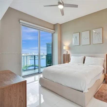 Image 3 - Northeast 165th Terrace, North Miami Beach, FL 33160, USA - Condo for rent