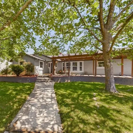 Buy this 3 bed house on 11389 Rugby Hill Drive in Redding, CA 96003