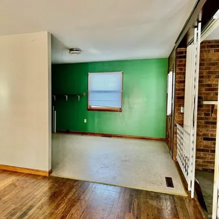 Image 7 - 829 Summit Lane, Bedford, IN 47421, USA - House for sale