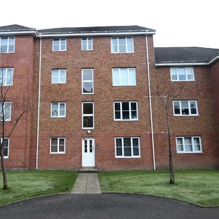 Rent this 2 bed apartment on Tullis Street in Glasgow, G40 1HN