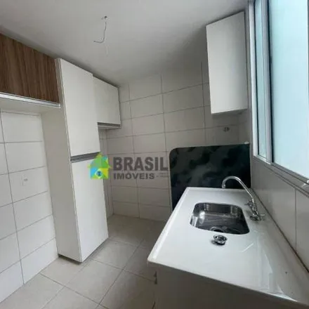 Buy this 2 bed apartment on Rua Sidney Barbosa in Estância Poços de Caldas, Poços de Caldas - MG