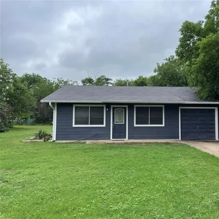 Rent this 3 bed house on 908 West 15th Street in Georgetown, TX 78626