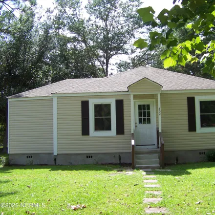 Buy this 3 bed house on 402 Seymour Street in Aberdeen, Moore County