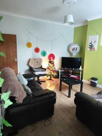 Rent this 1 bed house on 7 Ridding Terrace in Nottingham, NG3 1DW