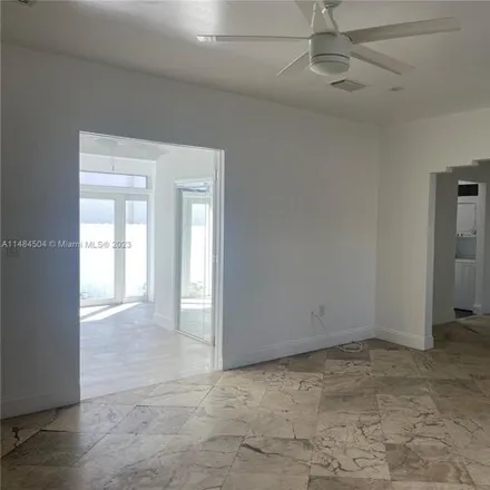 Image 5 - 630 79th Street, Miami Beach, FL 33141, USA - House for sale