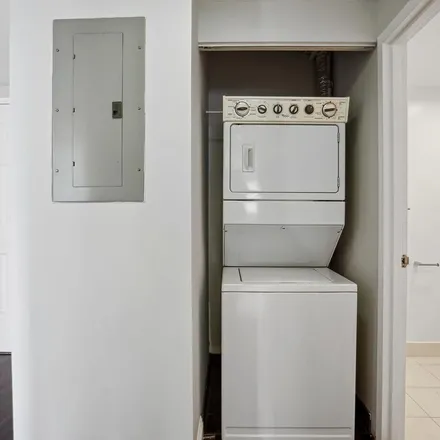 Image 5 - Portofino Apartments, 1 2nd Street, Jersey City, NJ 07302, USA - Apartment for rent
