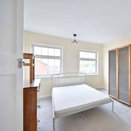 Rent this 3 bed apartment on Burwood Close in London, KT6 7HL