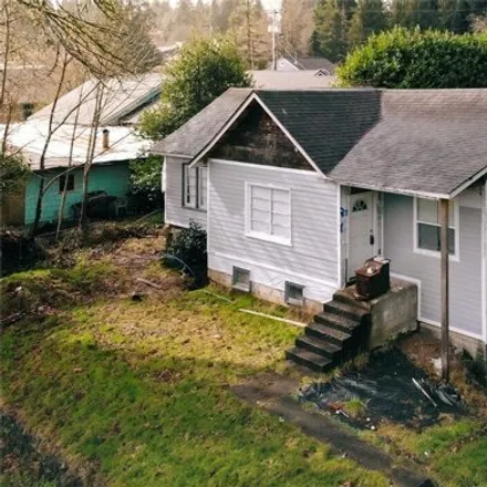 Buy this 2 bed house on 756 Seeley Street in Raymond, WA 98577