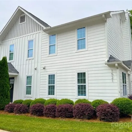 Buy this 2 bed house on 1521 Briar Creek Road in Charlotte, NC 28205