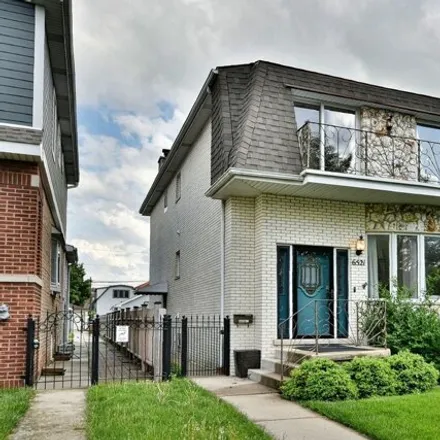 Image 1 - 6521 North Normandy Avenue, Chicago, IL 60714, USA - House for sale