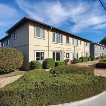 Rent this 1 bed apartment on 12 East 40th Avenue in San Mateo, CA 94403