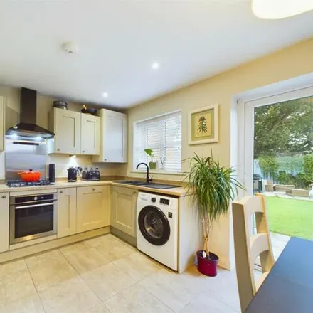 Image 2 - Cae'r Llynen, Llandudno Junction, LL31 9LS, United Kingdom - Townhouse for sale