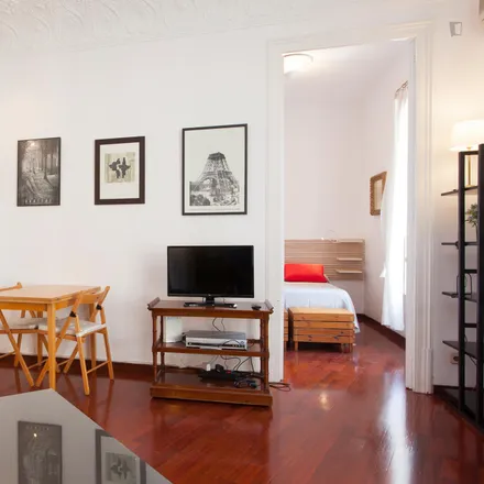 Image 7 - Carrer d'Enric Granados, 22, 08001 Barcelona, Spain - Apartment for rent
