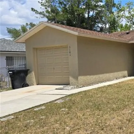 Image 1 - 3321 Willow Bend Boulevard, Orlando, FL 32808, USA - House for sale