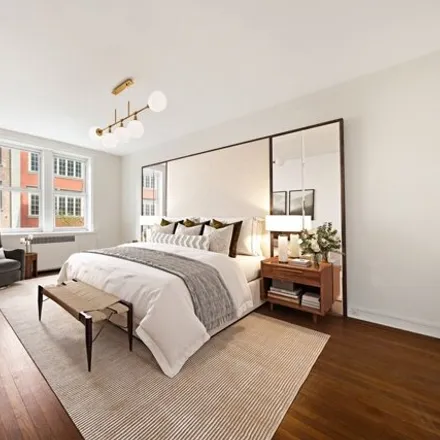 Image 3 - 519 East 86th Street, New York, NY 10128, USA - Townhouse for sale