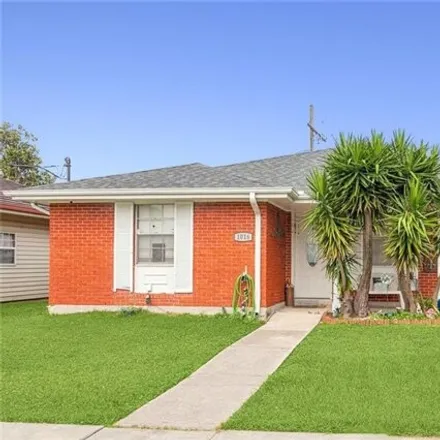 Buy this 3 bed house on 1016 Focis Street in Metairie, LA 70005