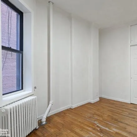Image 6 - 36 East 4th Street, New York, NY 10012, USA - Condo for rent