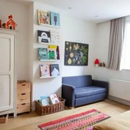 Rent this 4 bed apartment on Rue Meyerbeer - Meyerbeerstraat 8 in 1190 Forest - Vorst, Belgium