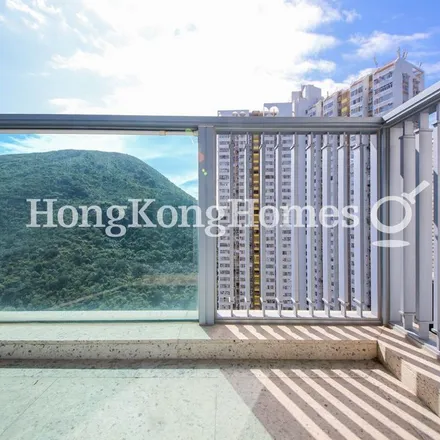 Image 7 - China, Hong Kong, Hong Kong Island, Ap Lei Chau, Ap Lei Chau Praya Road, Tower 5 - Apartment for rent